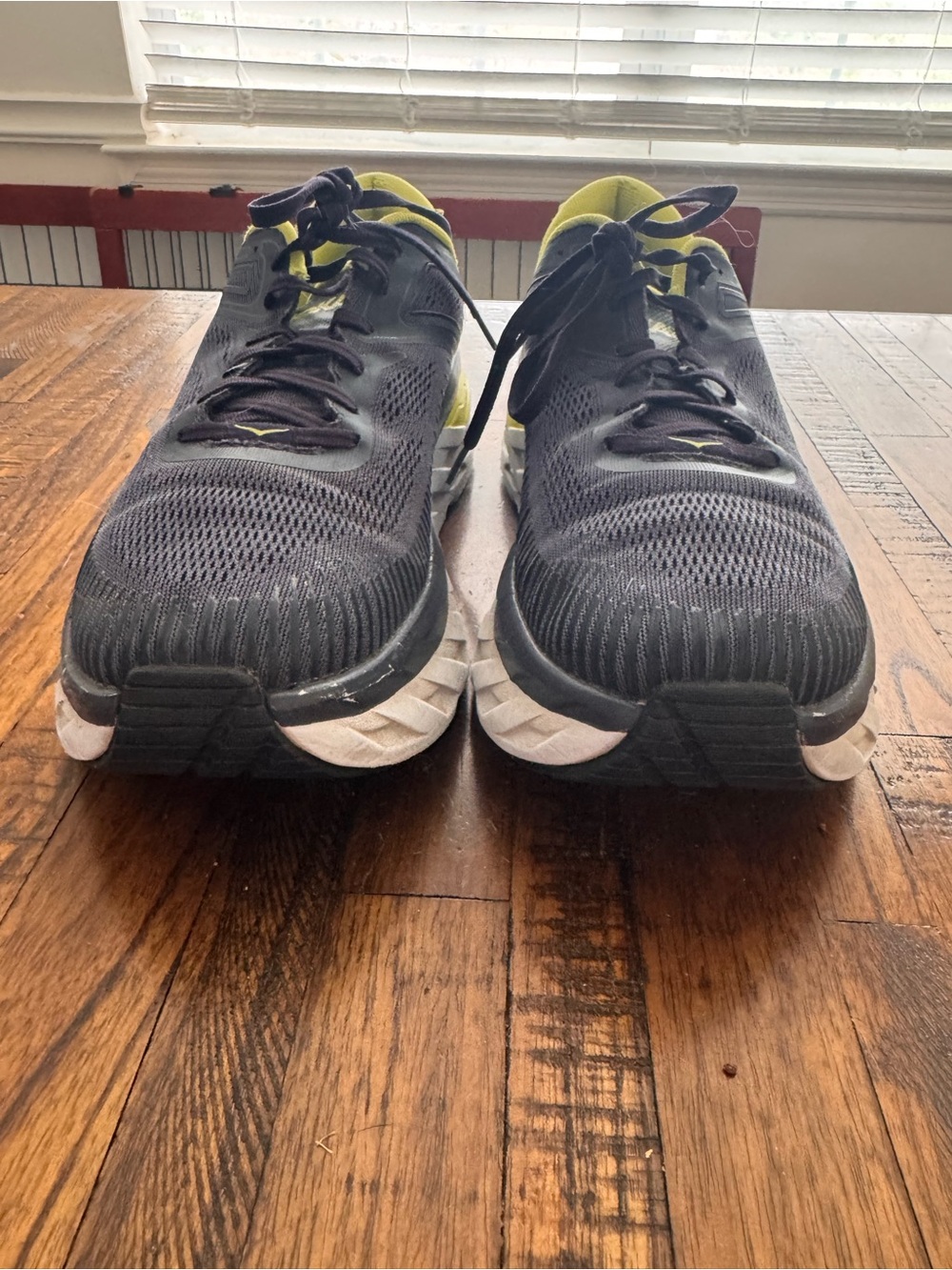 HOKA Bondi 7 Performance Running Sneakers Black Grey and Yellow Sz 11 Mens - Picture 4 of 13